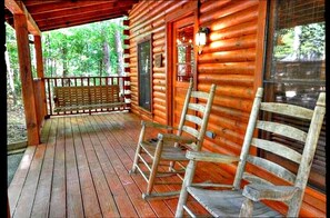 Terrace/patio - Private Views Woodsy Romantic Log Cabin Hot Tub Jacuzzi Video Games Nirvanahhh (Sevierville)