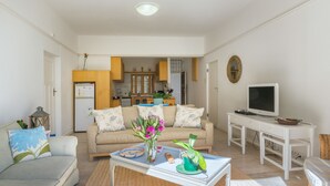 Premium Condo, 2 Bedrooms, Sea View | Living area - Prince Edward Mansions suite 3 (Cape Town)