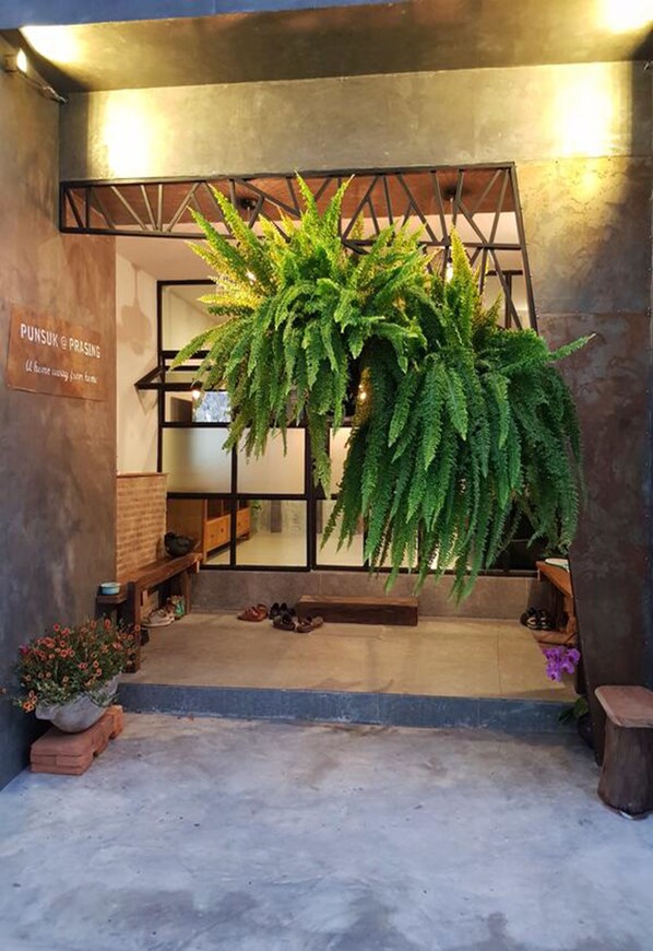 Property entrance - Punsuk@Prasing (Chiang Mai)