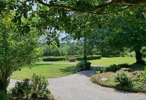 Property grounds - Secret Garden Cottage (Bude)
