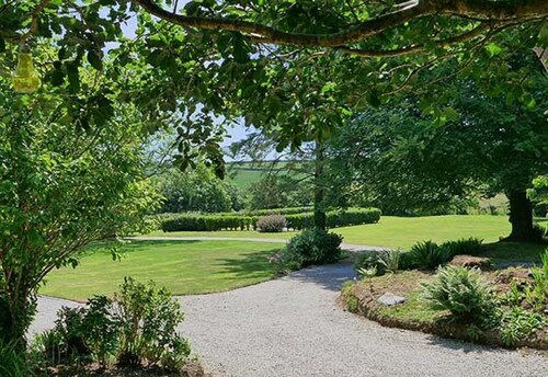 Secret Garden Cottage