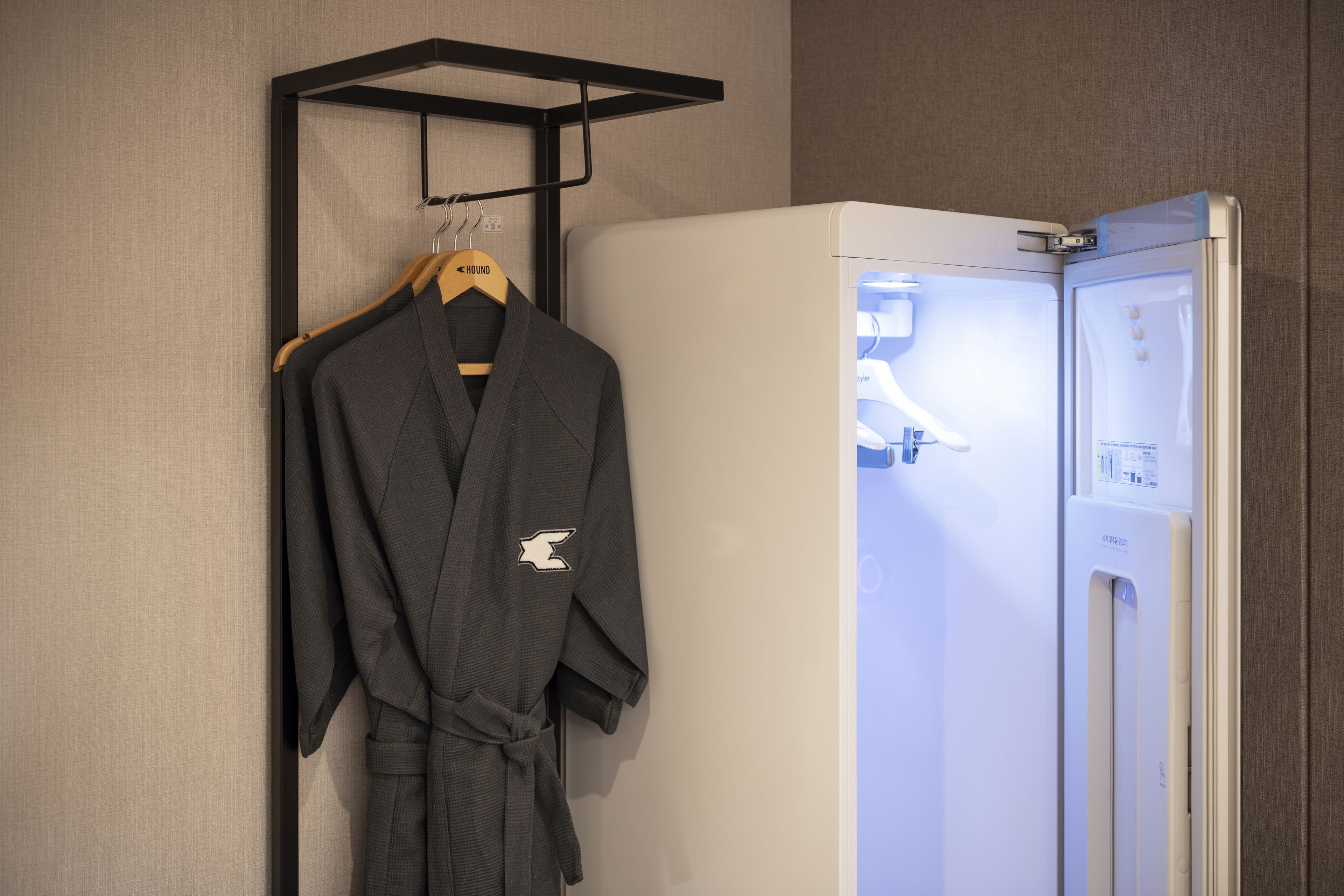 premier twin room | room amenity