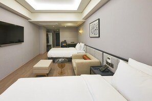 Quarto duplo standard, vista para a cidade | Vista do quarto