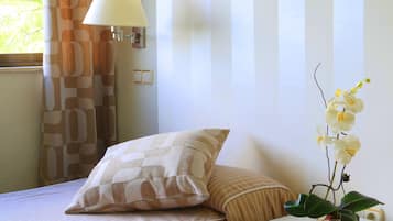 In-room safe, desk, iron/ironing board, free WiFi