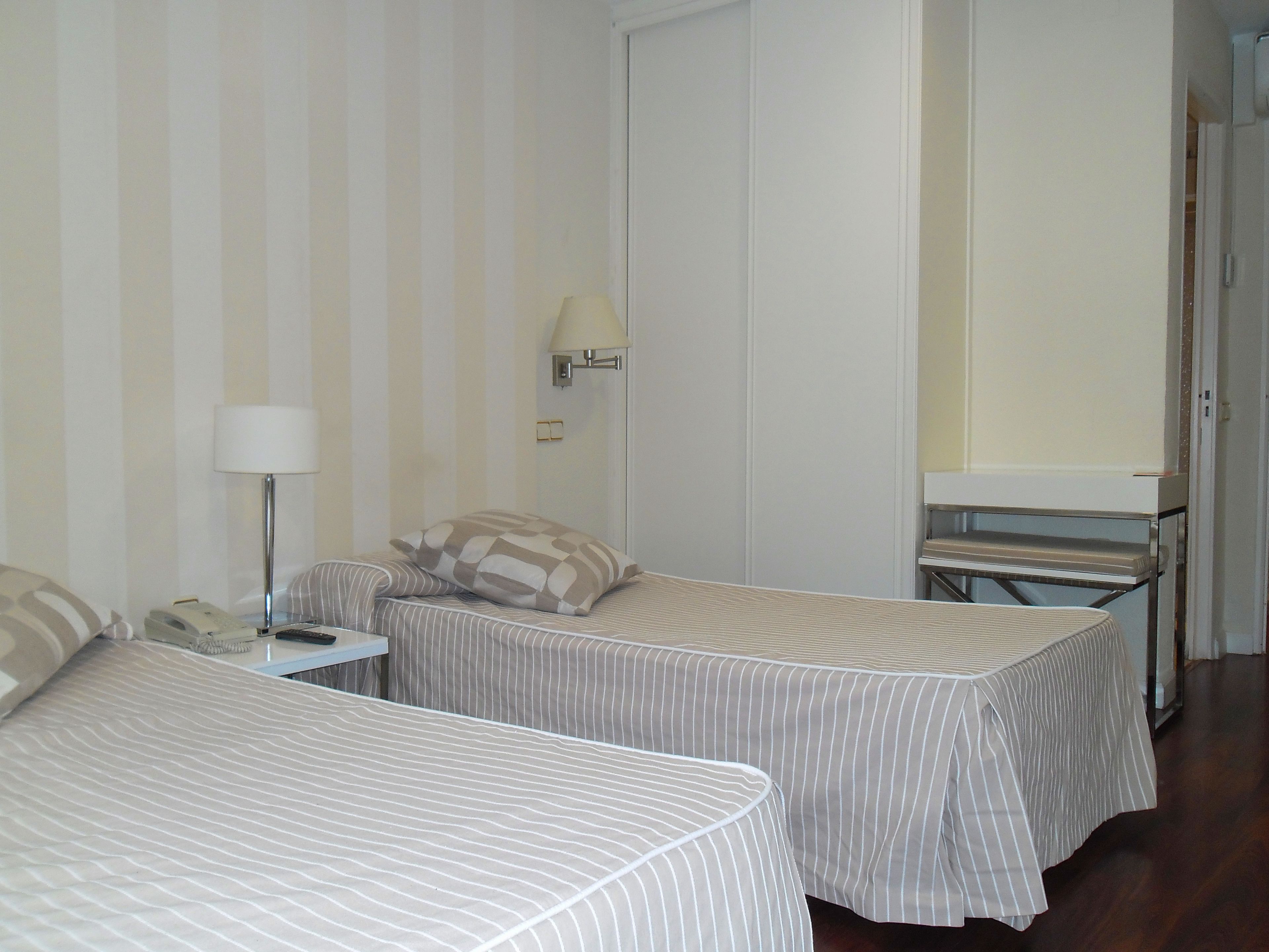 single room | in-room safe, desk, iron/ironing board, free wifi