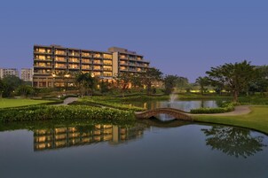 Front of property - evening/night