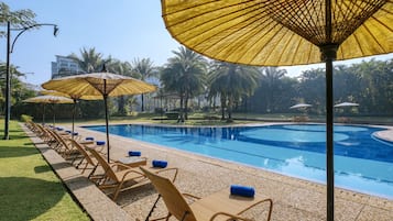 Udendørs pool