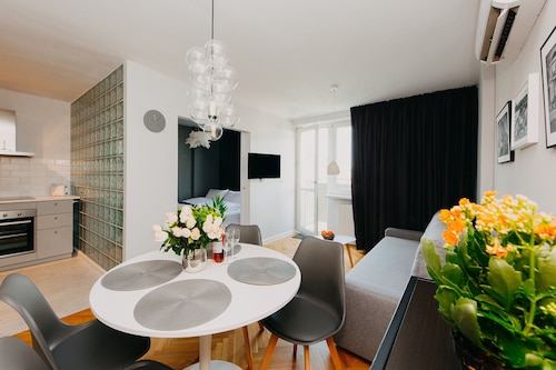 ShortStayPoland Mokotowska - B60