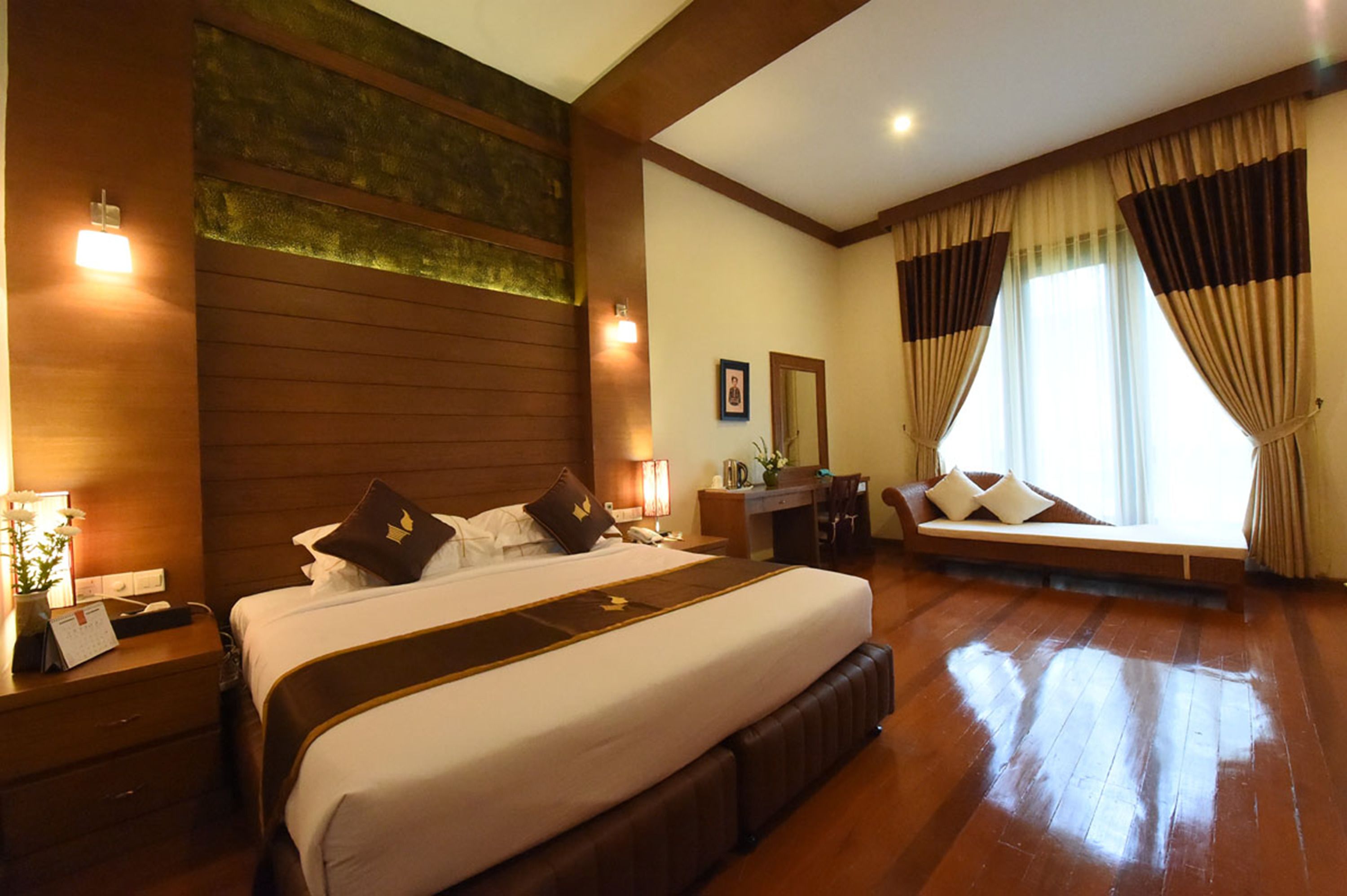 Minibar, truy cập Internet không dây miễn phí 