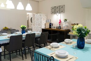 5-Bedroom Suite | Room service - dining - Neveu Premier Residence (Bangkok)