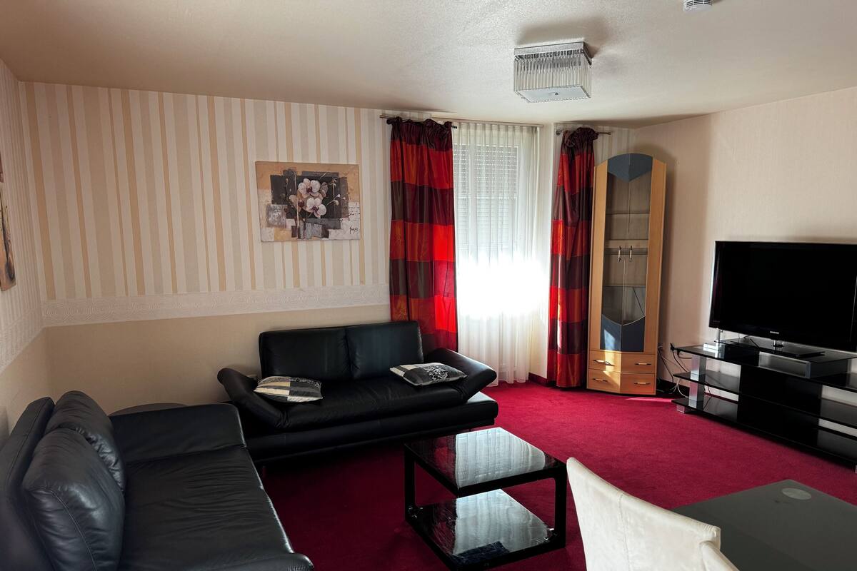 Desk, blackout curtains, soundproofing, free WiFi