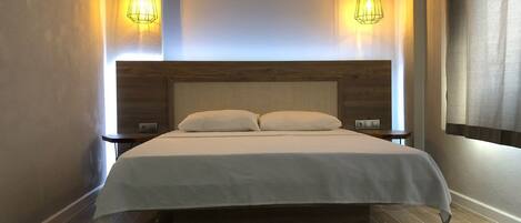 Standard Double Room | Free WiFi