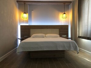 Standard Double Room | Free WiFi