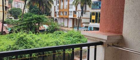 Luxe Slaapzaal | Terras