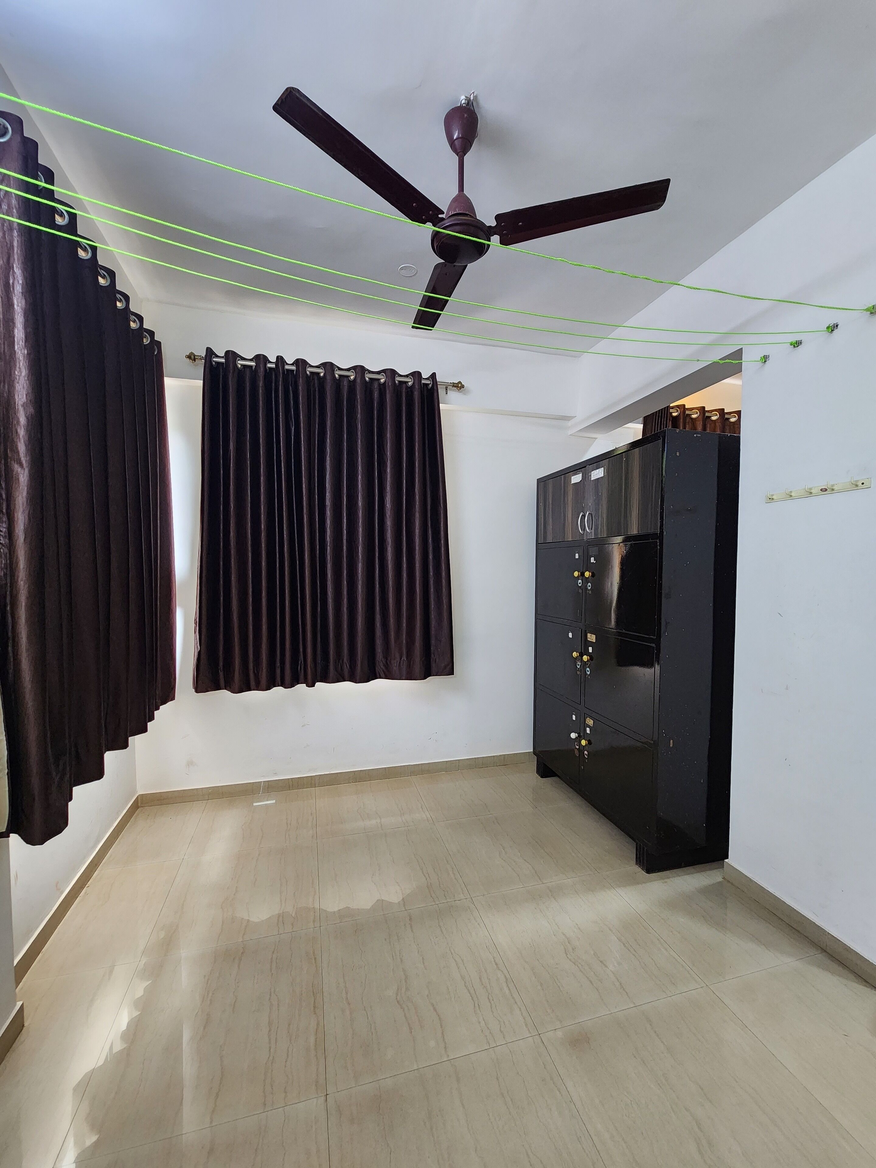 خزانات صغيرة