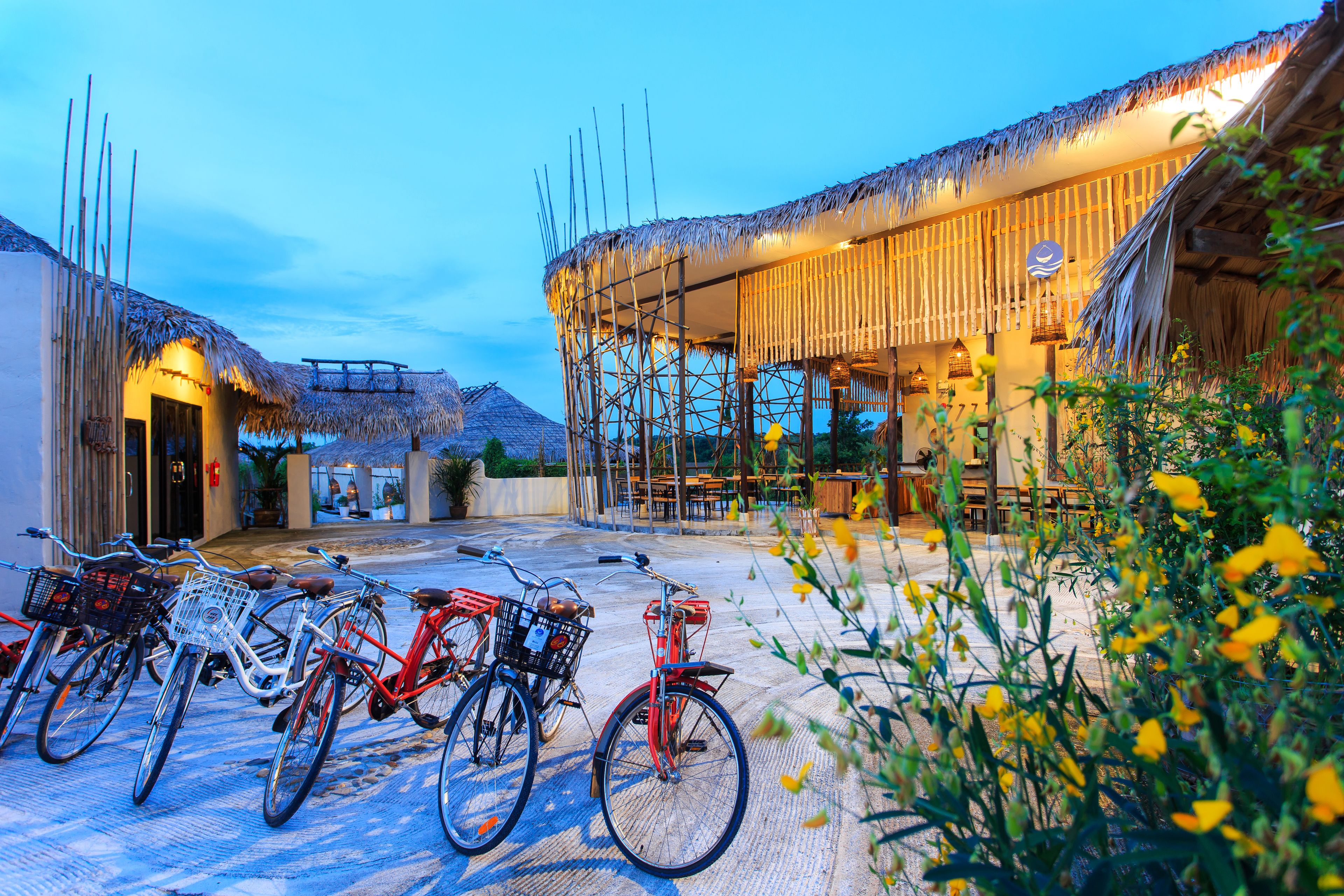 Café da manhã com buffet todos os dias (THB 350 por pessoa) 