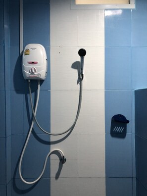 Quarto standard | Chuveiro