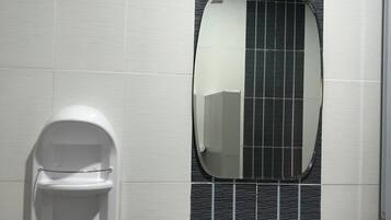 Deluxe Room | Bathroom sink