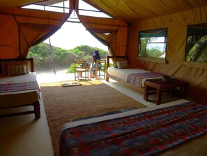 1 chambre, minibar, coffre-fort, lit de bébé (supplément)