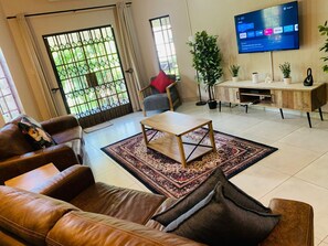 Classic House | Living area