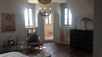 Individueel gedecoreerd, individueel gemeubileerd