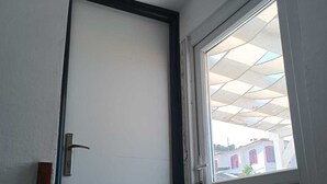 Room, Terrace | Premium bedding, minibar, iron/ironing board (on request), WiFi (free) - Endaxi (Bozcaada)