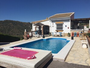 Piscine extérieure