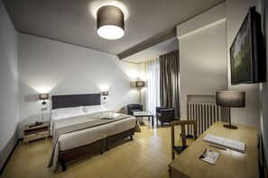 Executive-Zimmer | Minibar, Zimmersafe, Schreibtisch, kostenloses WLAN