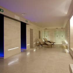 Sauna, hot tub, steam room, body treatments, manicures and pedicures