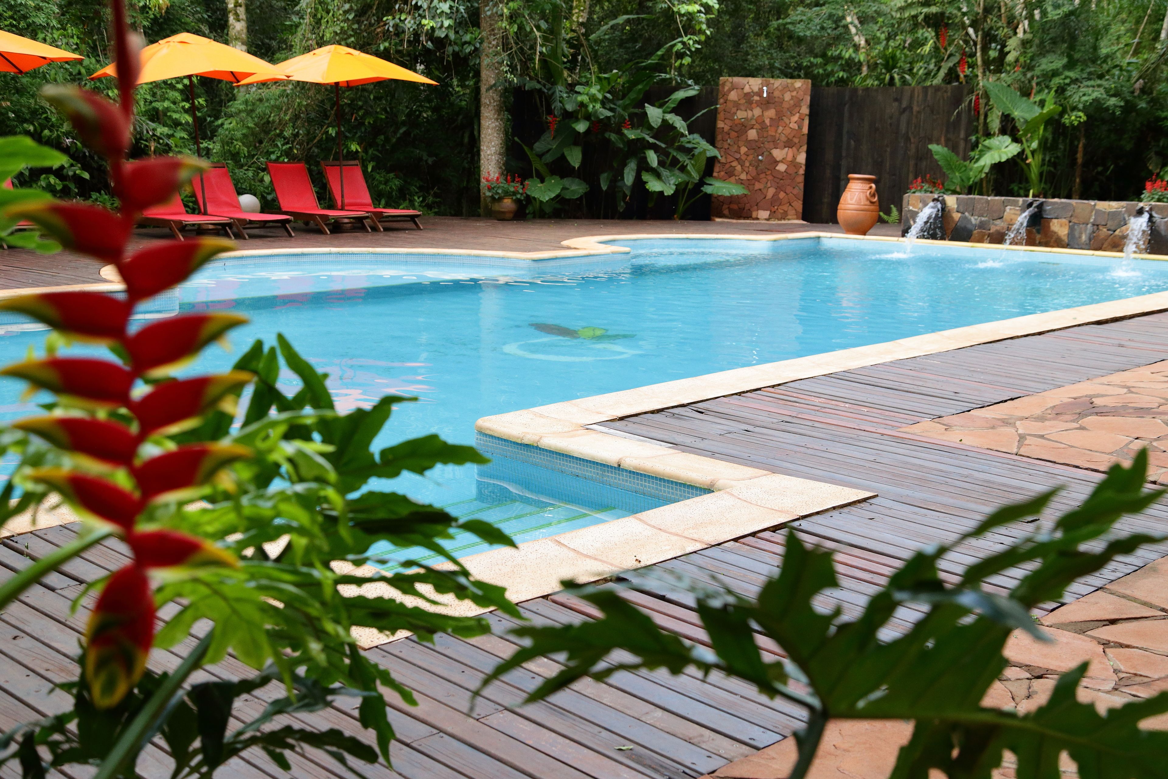 Außenpool, Liegestühle