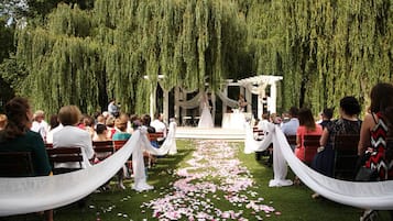 Área de bodas al aire libre