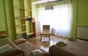 Standard Quadruple Room, Shared Bathroom - B&B La Casa Di Adua (Porto Sant'Elpidio)