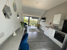 Exclusive Condo | Living area