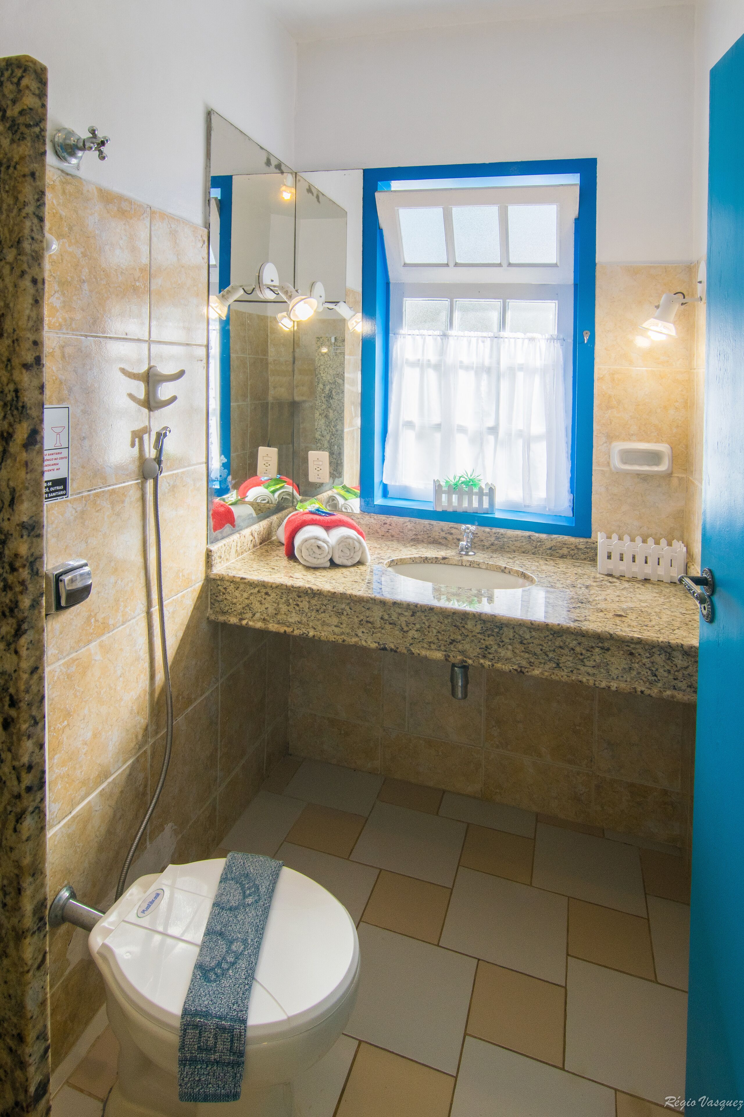 Foto - Pousada Villa Del Rey POSSUIMOS GERADOR