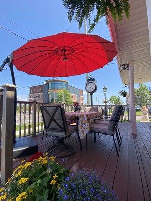 Front of property - Inn on The Harbour (Charlottetown)