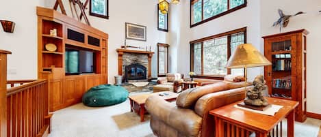 Townhome, 4 Bedrooms | Living area | TV, fireplace, stereo