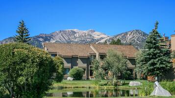 Townhome, 3 Bedrooms | Property grounds