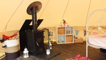 Tinkerbell Tent | Living area