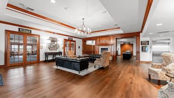 Condo, 2 Bedrooms | Interior