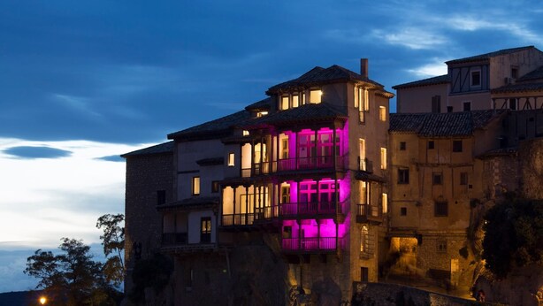 Front of property – evening/night - Hotel Arévalo (Cuenca)
