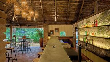 Bar (en el alojamiento)