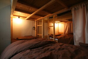 Family Condo, 1 Bedroom, Smoking, Kitchenette | 1 bedroom, laptop workspace, free WiFi, bed sheets - Pokapokahotel (Osaka)