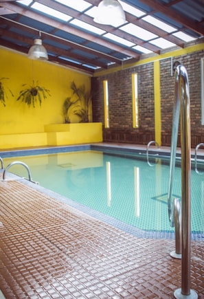 Indoor pool, outdoor pool