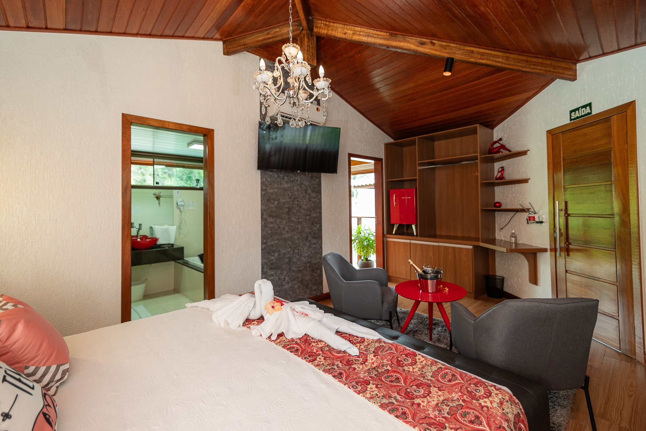 Luxury Chalet, Hot Tub