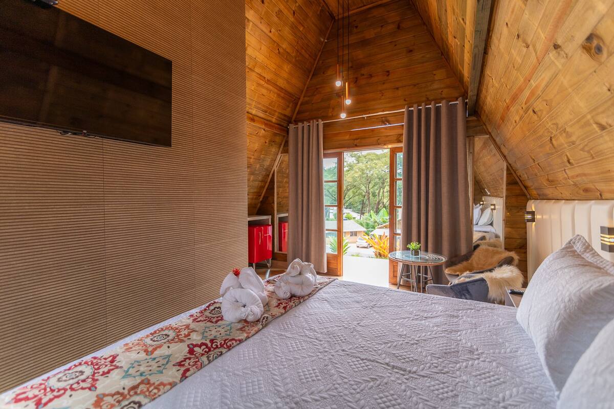 Deluxe Cabin