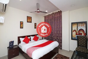 Bed sheets - OYO 11878 Hotel De DS Plaza (Bareilly)