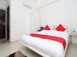 Double or Twin Room | Free WiFi