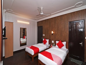 Double or Twin Room | Free WiFi