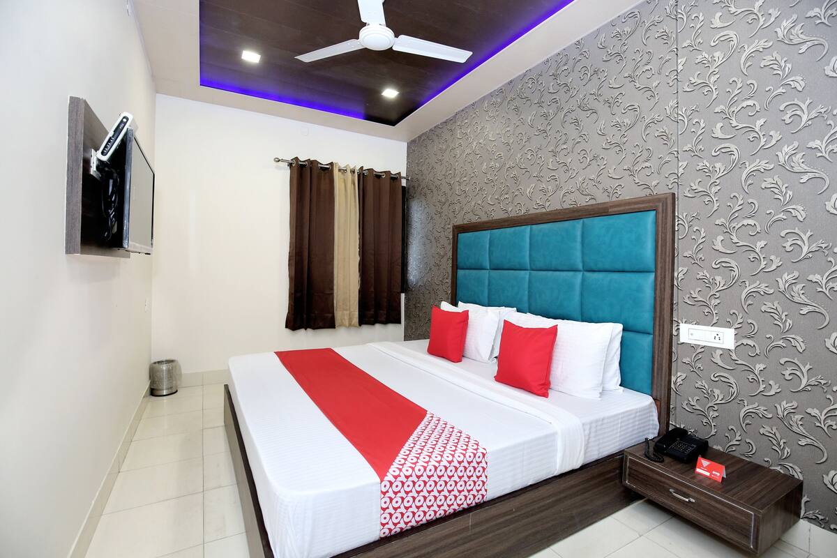 Habitación Deluxe con 1 cama matrimonial o 2 individuales, 1 cama King size | Wifi gratis