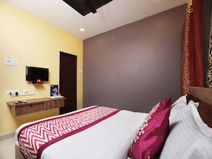 Double or Twin Room | Free WiFi